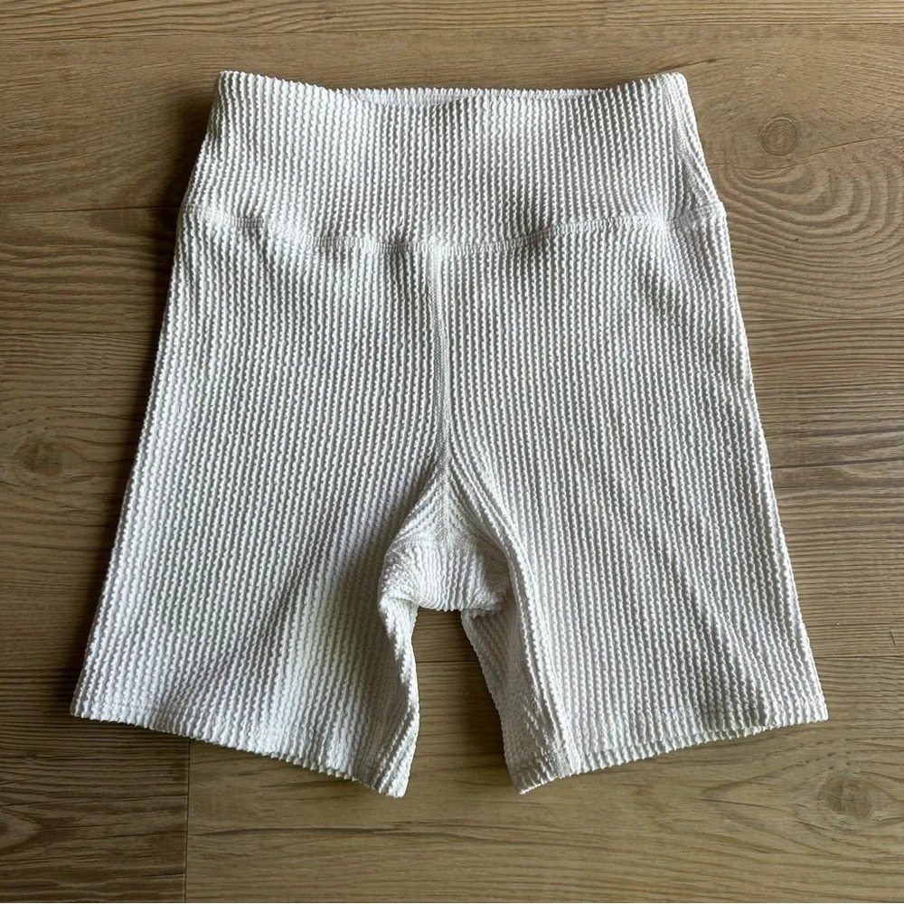 Eleven By Venus Williams Allure High-Rise Biker short ribbed white size small